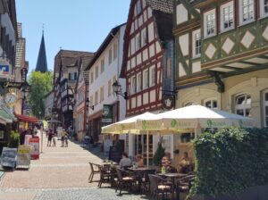 Marktgasse_sonnig_JL
